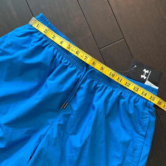 Under Armour Blue Athletic Training Shorts NWT L - Picture 4 of 10